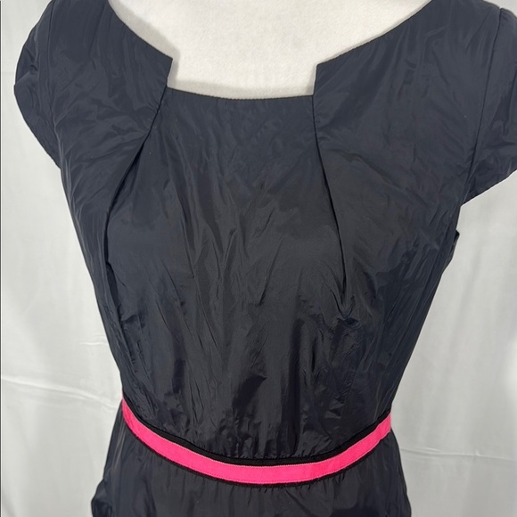 Milly Black Dress With Pink Accent Size 8 - Picture 3 of 10
